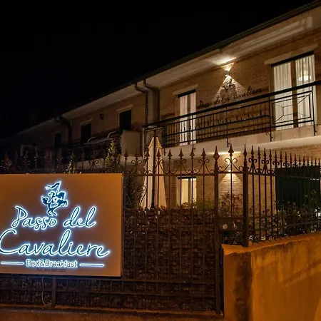 Passo Del Cavaliere Bed & Breakfast